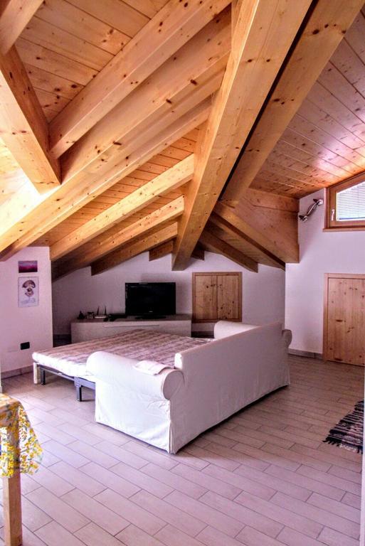 Residenza Christian Apartment Граведона Екстериор снимка